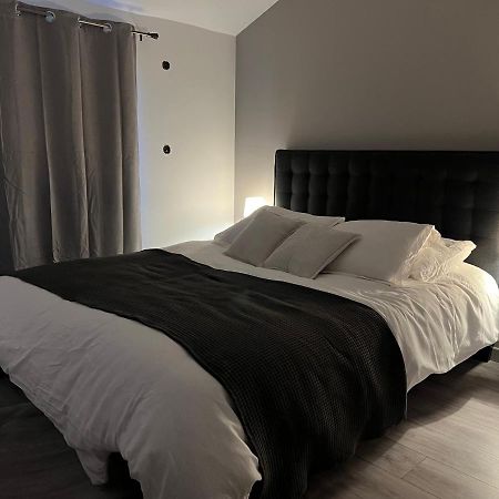 Appartement Chaleureux Proche Rer/ Cdg / Parc Expo Sevran Esterno foto